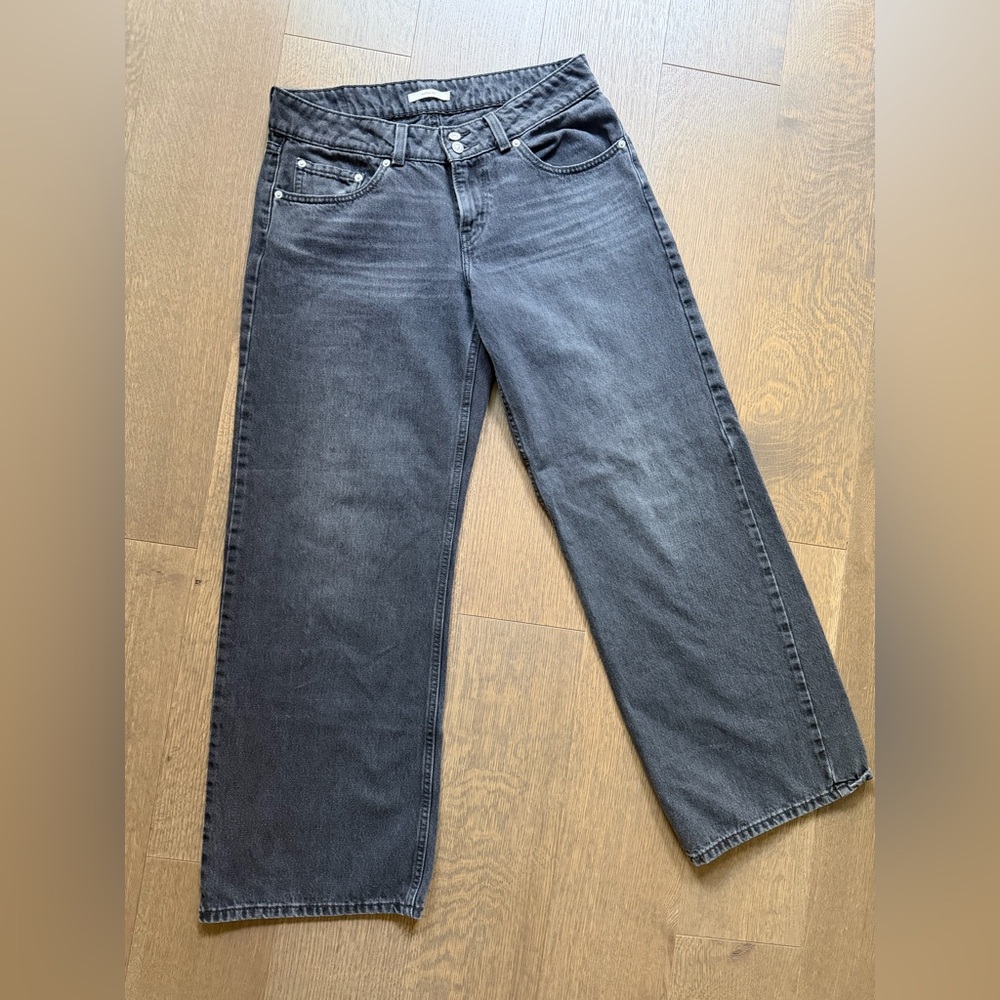 Levi's Women's Superlow Jeans - Washed Black - Picture 4 of 7